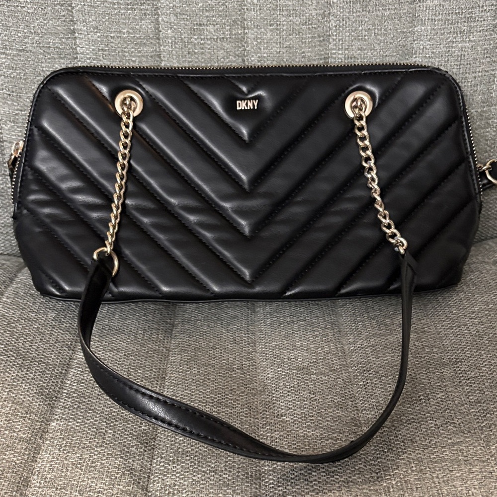 DKNY Black Chevron Quilted Shoulder Bag